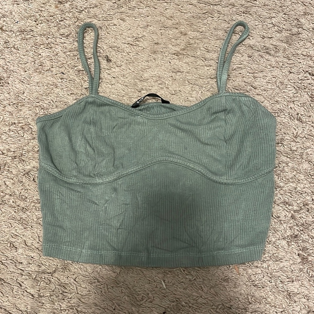 cropped tank top